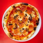 PEPPERONI Y HONGOS