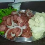 PORÇÃO DE CALABRESA