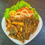 Peixe frito Crocante