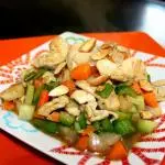Medio litro de Pollo Almendrado
