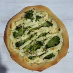 BRÓCOLIS COM CATUPIRY