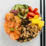 Poke salmão