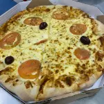 Pizza Mussarela