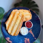 Pão na chapa com manteiga