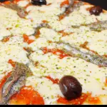 27/28 Pizza Anchoas y muzzarella