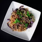 Yakisoba de Carne