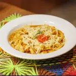 Tagliarini Filé mignon ao Sugo