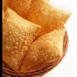 pastel frango