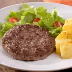 Hambúrguer à Brazão no Prato