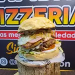 HAMBURGUESA MIXTA + PAPAS