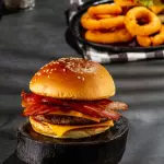 Se Garante no Bacon ( Na Brasa)