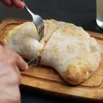 Calzone hawaiano