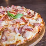 PIZZA DE LOMBO COM CREAM CHEESE