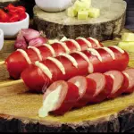 Salsichão com Queijo