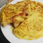 Tortilla de Patatas con Serrano