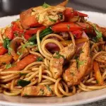 TALLARIN SALTADO DE POLLO