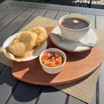 ☕ Americano + 2 Sopaipilla