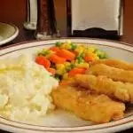 FILÉ DE PEIXE GRELHADO