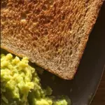 Tostadas palta