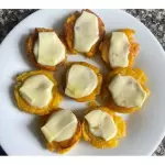 Patacones con Queso