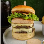 Hamburguesa doble con Filete🍔🍟