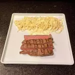 FILÉ MIGNON SPAGUETTTI DE LEGUMES