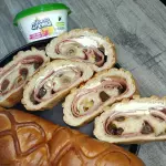 Pan de jamón especial Queso crema
