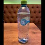 AGUA SIN GAS