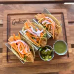 FISH TACOS / TACOS DE PESCADO