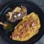 Omelette de jamón