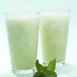 SUCO DE ABACAXI COM HORTELÃ