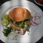 Cemita de carnitas