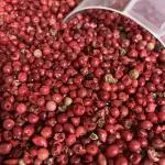 Pimenta rosa em grão