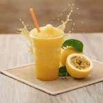 COCKTAIL MARACUMANGO TAJIN CON LICOR