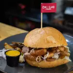 Pan con Chicharrón