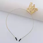 Diadema delgada con diseño de corona