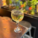 Apple & Tonic