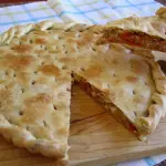 Tarta Grande Atún, Cebolla y Tomate
