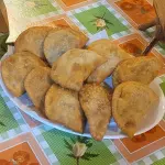 Empanadas de Locos (Docena)