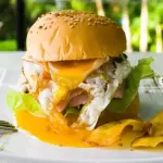 Pan con Hamburguesa Pelícano