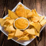 NACHOS CON QUESO