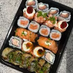 24 Peças de Salmão