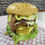 Hamburguesa mexicana😬