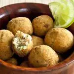 Bolinho de Salmão