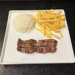 FILÉ MIGNON COM FRITAS