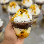 Copinho de Maracujá com brownie