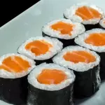 10 unidades hossomaki salmão