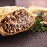 Carne com cheddar