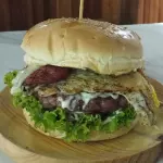 Hamburguesa Tradicional