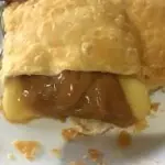 Pastel de Doce de leite com queijo